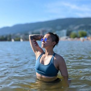 Meet your Posher, Diana